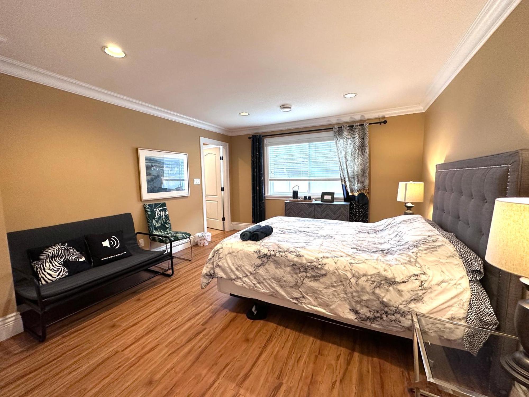 Vancouver Luxury Homestay Richmond Exterior foto